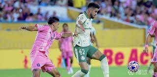 阿莫林谈球队变化：细节更好了，球员们饭后一起待的时间更长